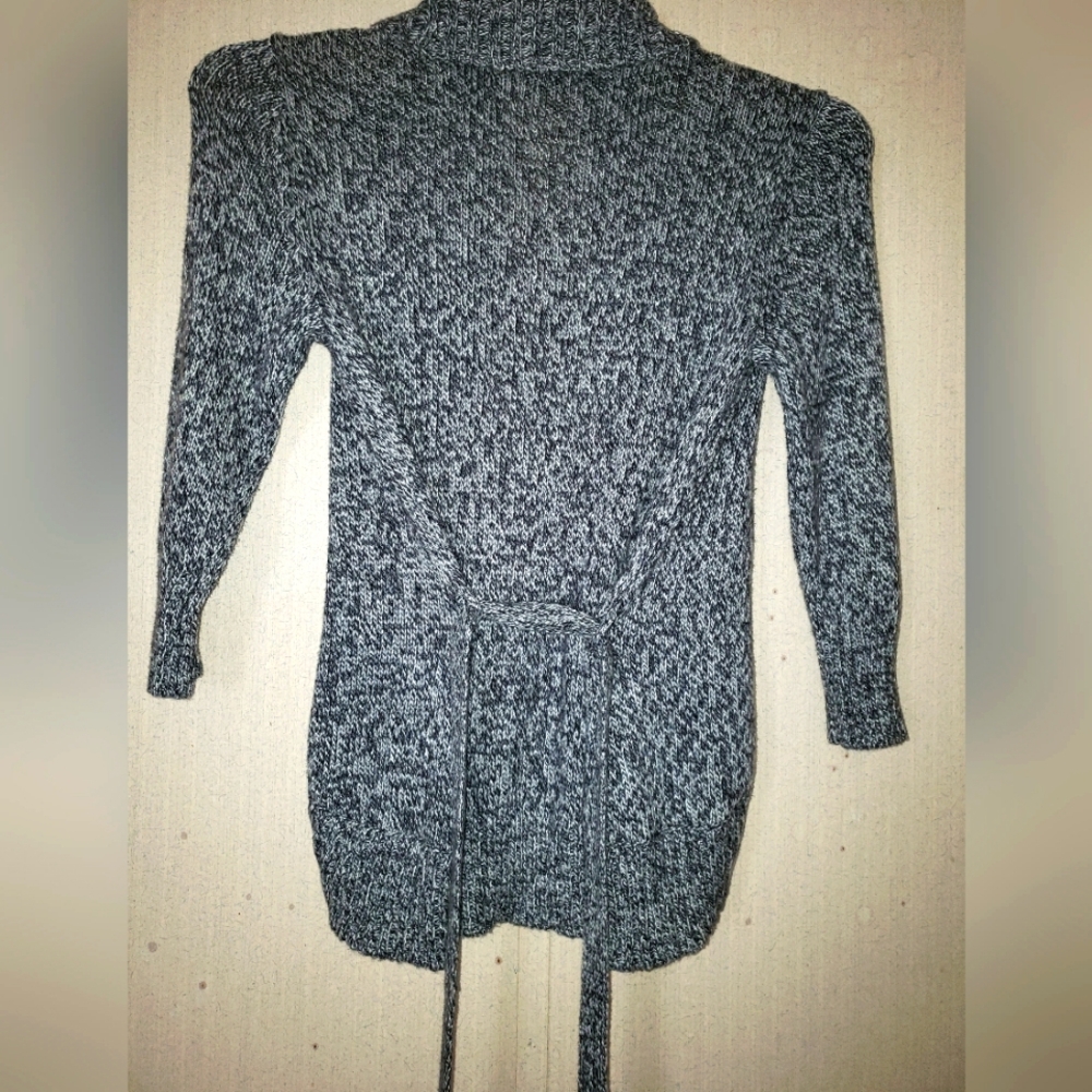 NWOT Cardigan - Picture 3 of 3